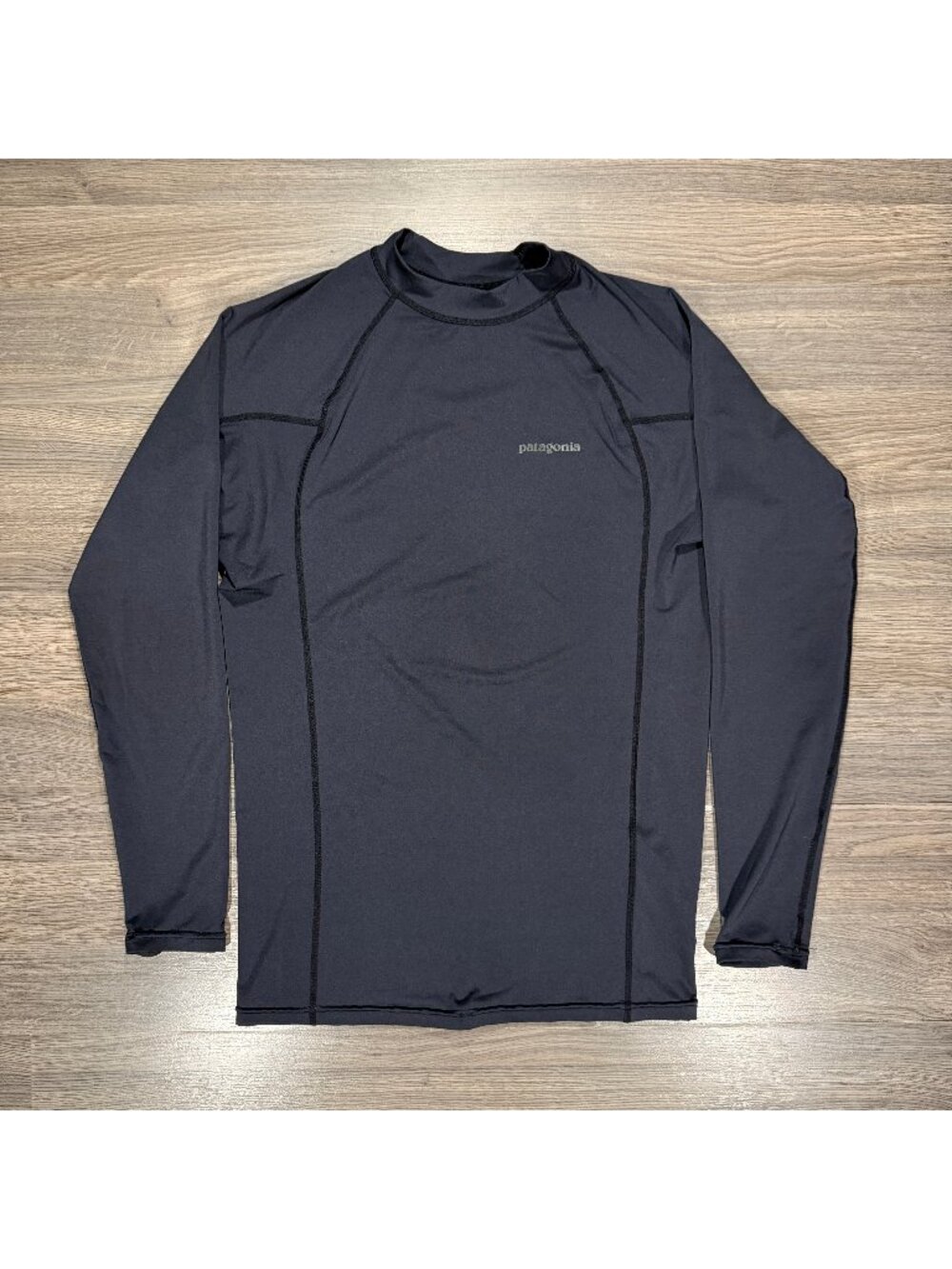 Patagonia Men's Long-Sleeved RO Surf Top - Black